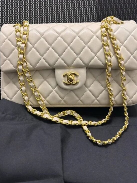 CHANEL Handbags - Chanel Classic Flap Quilted White Leather Gold Tone Chain Shoulder Bag